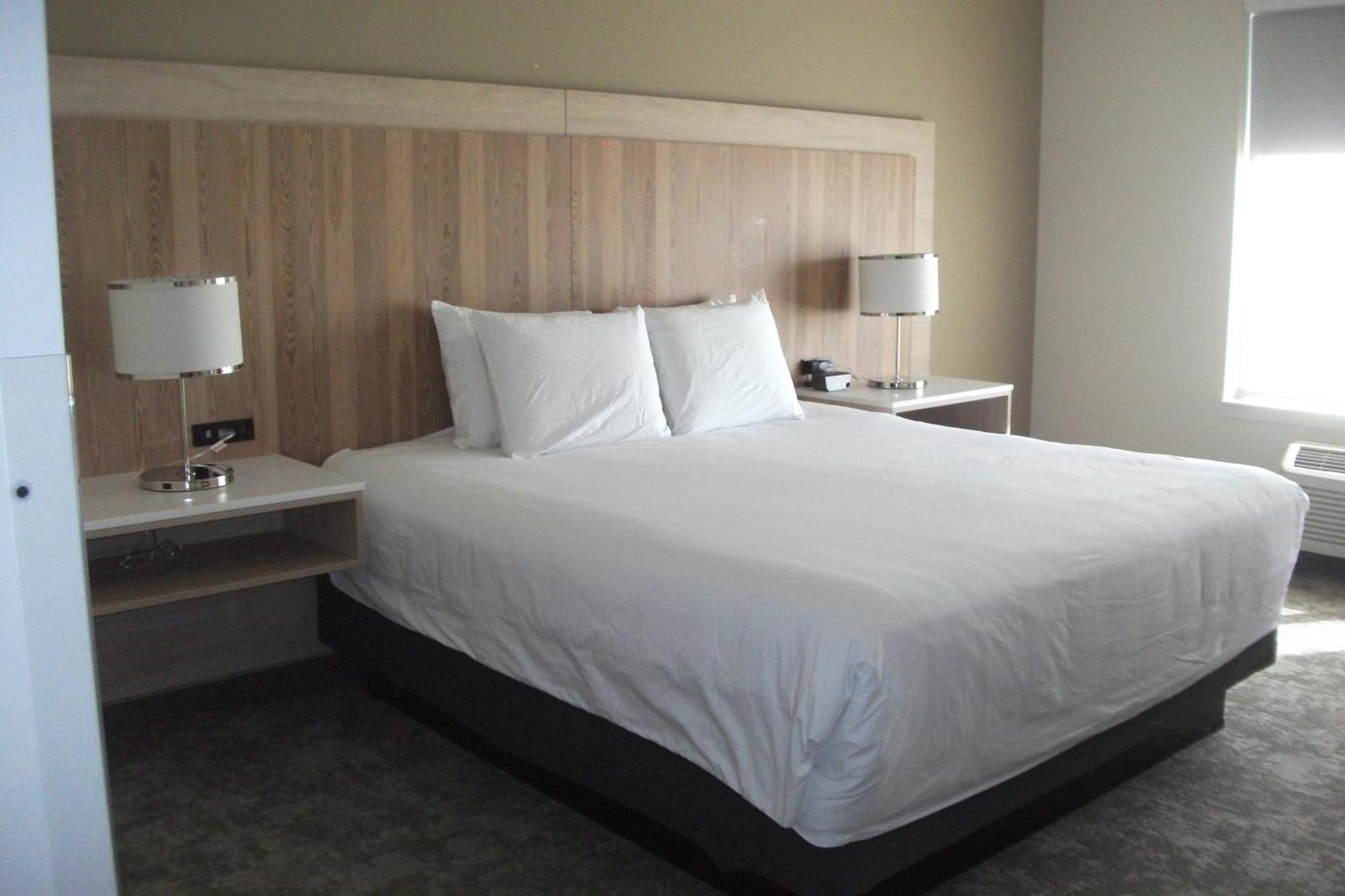Radisson Hotel Pendleton Airport 外观 照片