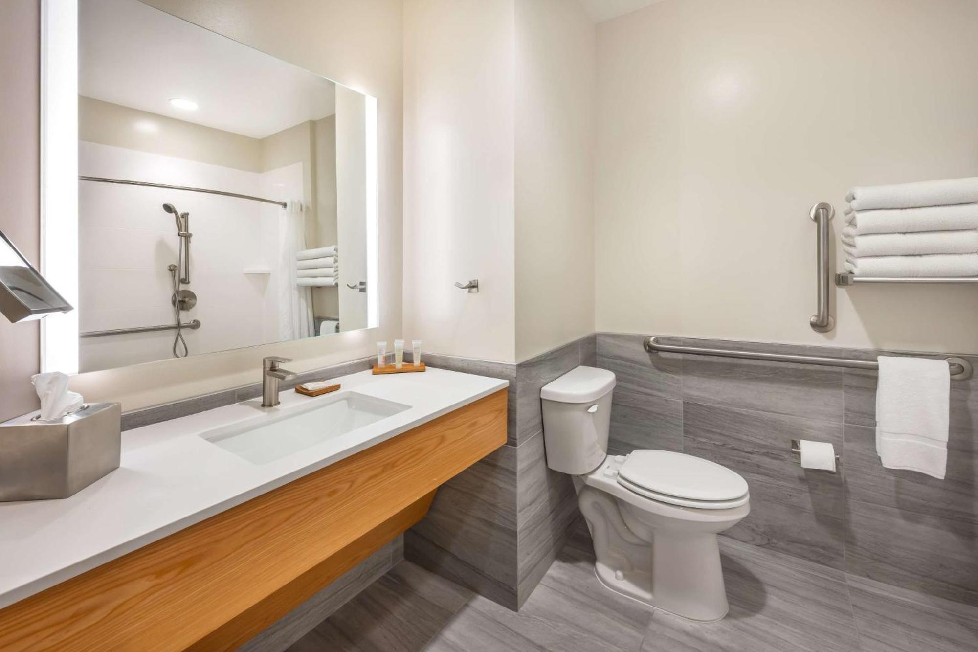 Radisson Hotel Pendleton Airport 外观 照片