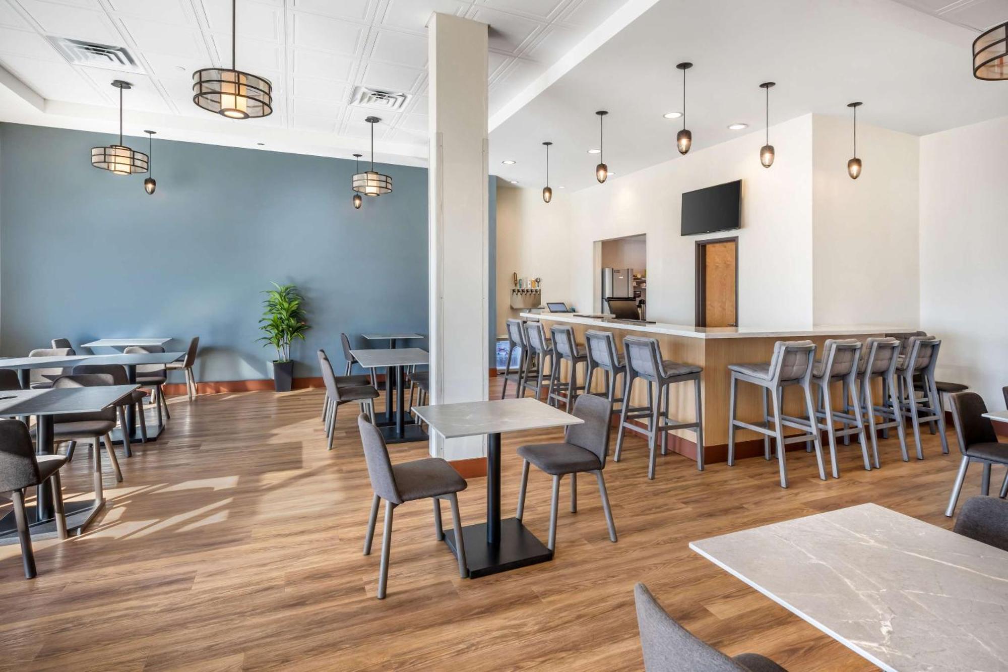 Radisson Hotel Pendleton Airport 外观 照片
