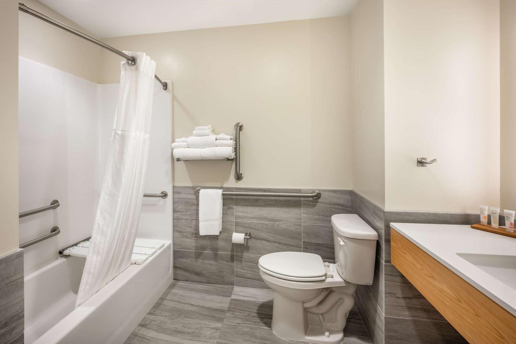 Radisson Hotel Pendleton Airport 外观 照片